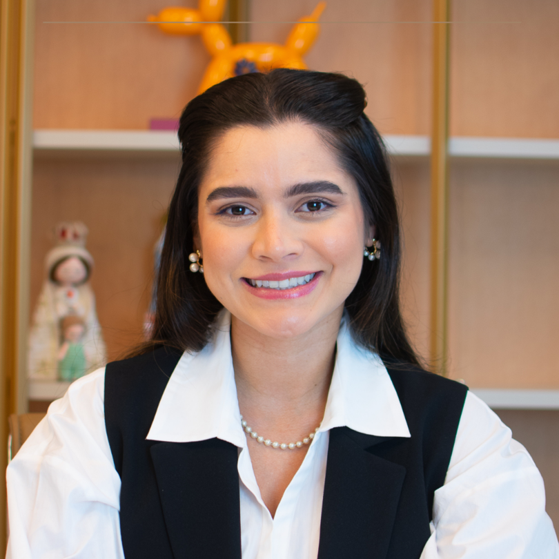 Dra. Juliana Maya